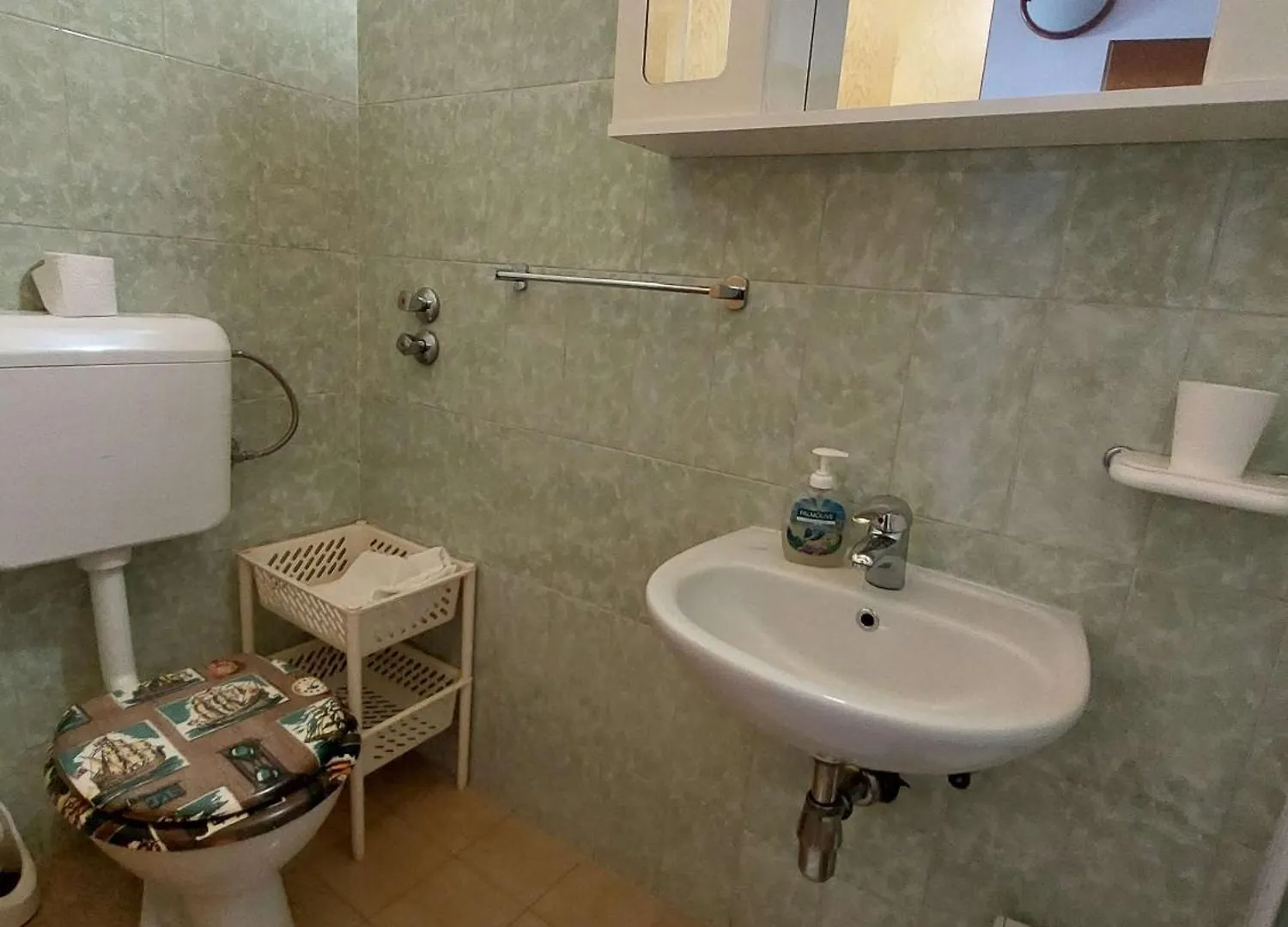 Penzion Apartments And Rooms With Parking Space Banjol, Rab - 23468 Rab Town